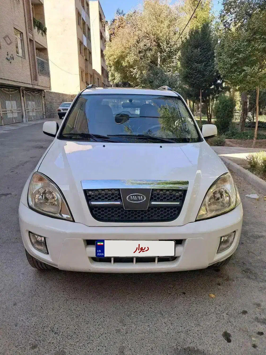 ام وی ام X33، مدل ۱۳۹۳           بی رنگ و فنی سالم|خودرو سواری و وانت|اصفهان, شیخ اشراق|دیوار