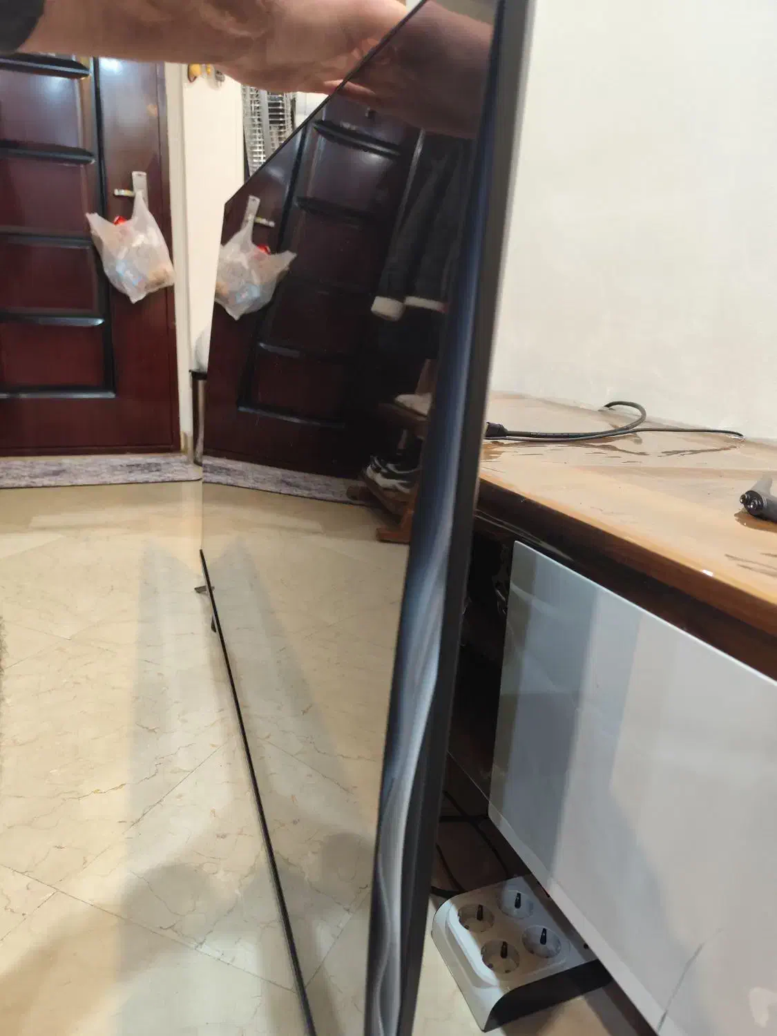 تلویزیون 65 اینچ دوو ضربه خورده|تلویزیون و پروژکتور|تهران, هروی|دیوار