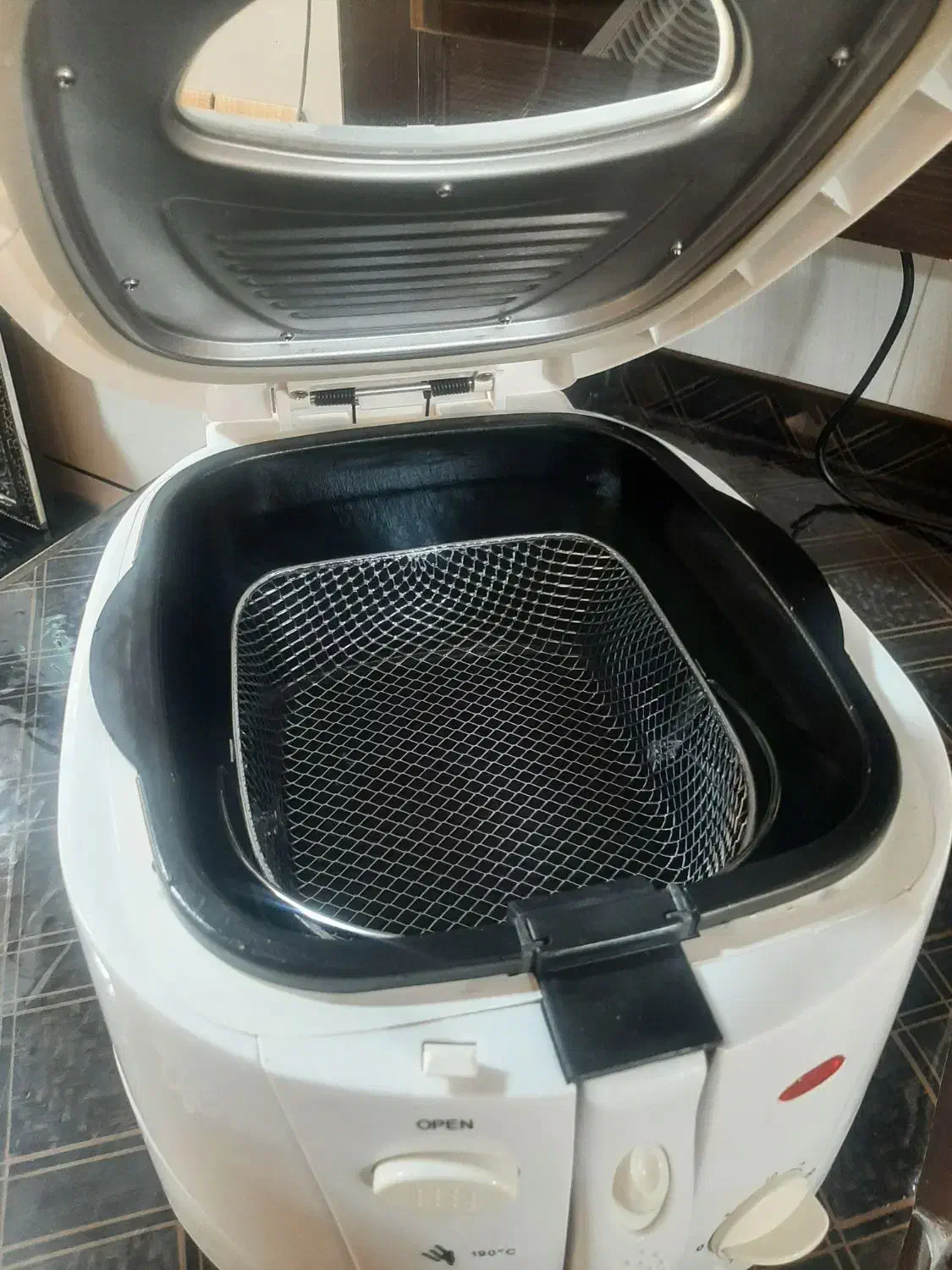 سرخ کن نوستالژی|کافیشاپ و رستوران|شاهینشهر, گزبرخوار|دیوار