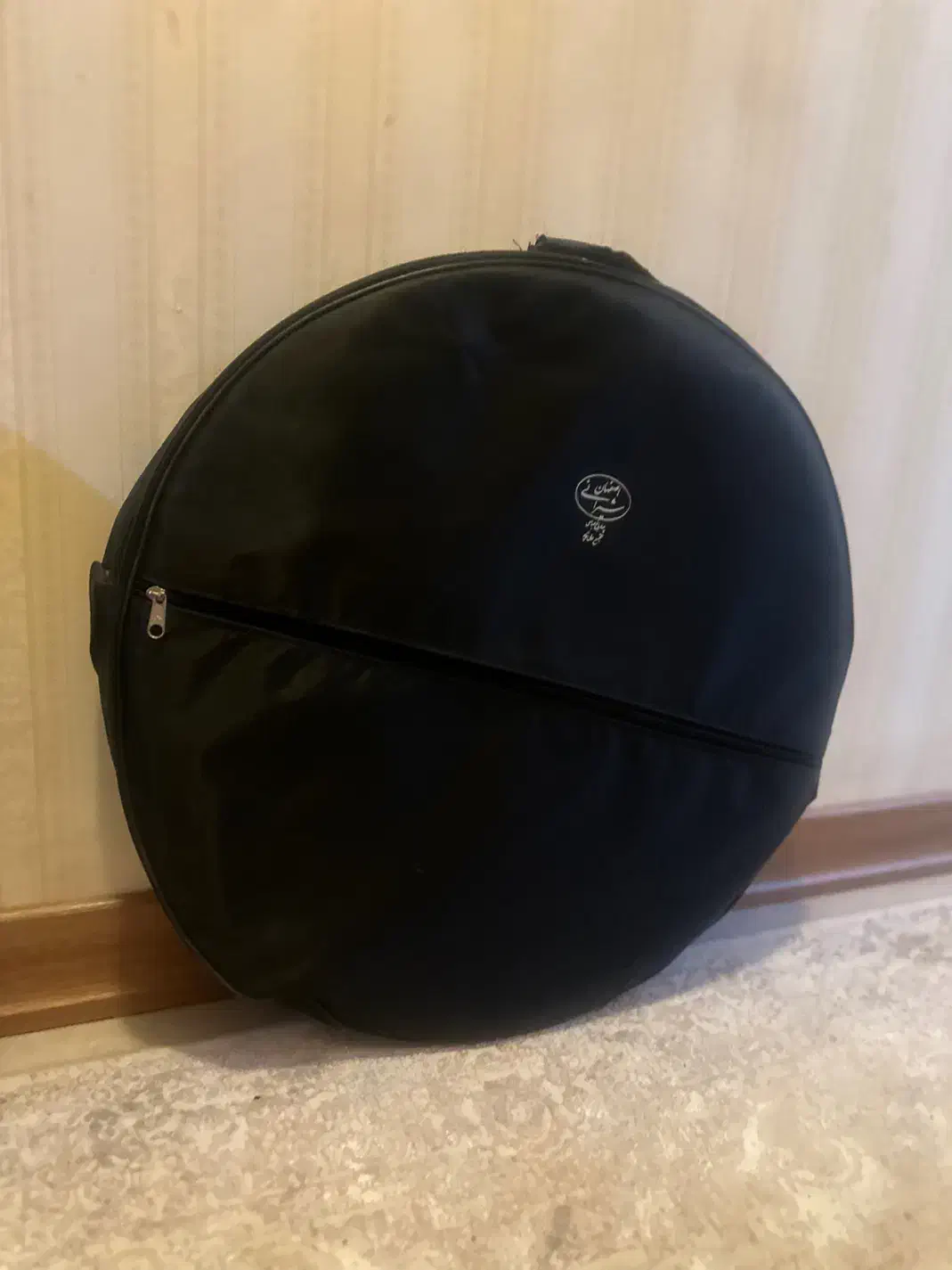 دف وکیف دف|سازهای سنتی|اصفهان, رهنان|دیوار