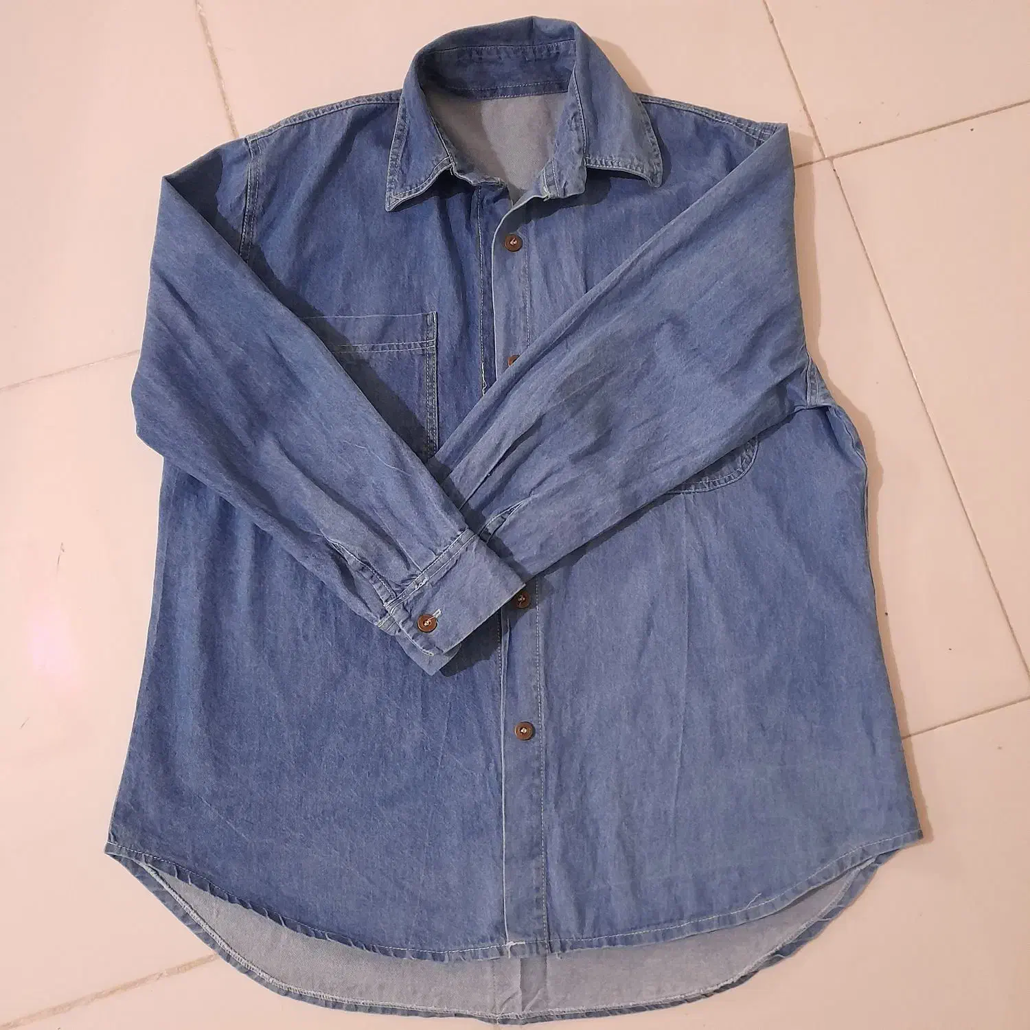 مانتو لی|لباس|بروجرد, |دیوار