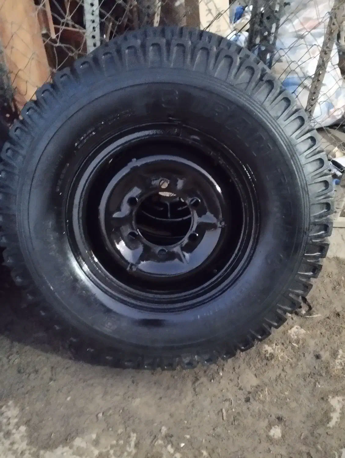 رینگ و لاستیک نیسان وانت قیمت عمده|قطعات یدکی و لوازم جانبی|مشهد, پورسینا|دیوار