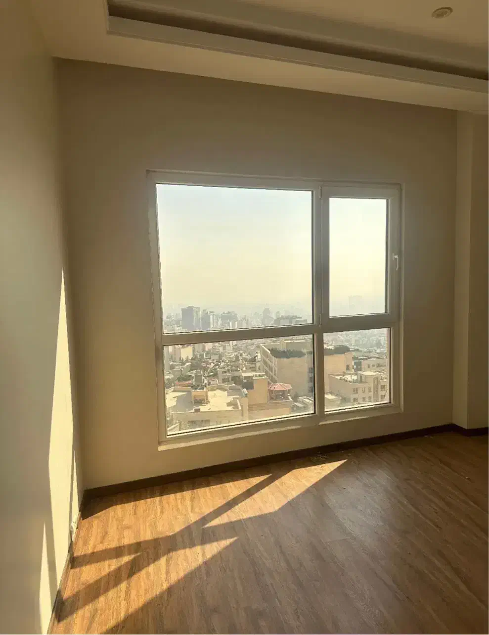 ۲۵۰متر سه خواب/برج باغ برند ازگل/مشاعاتی جذاب