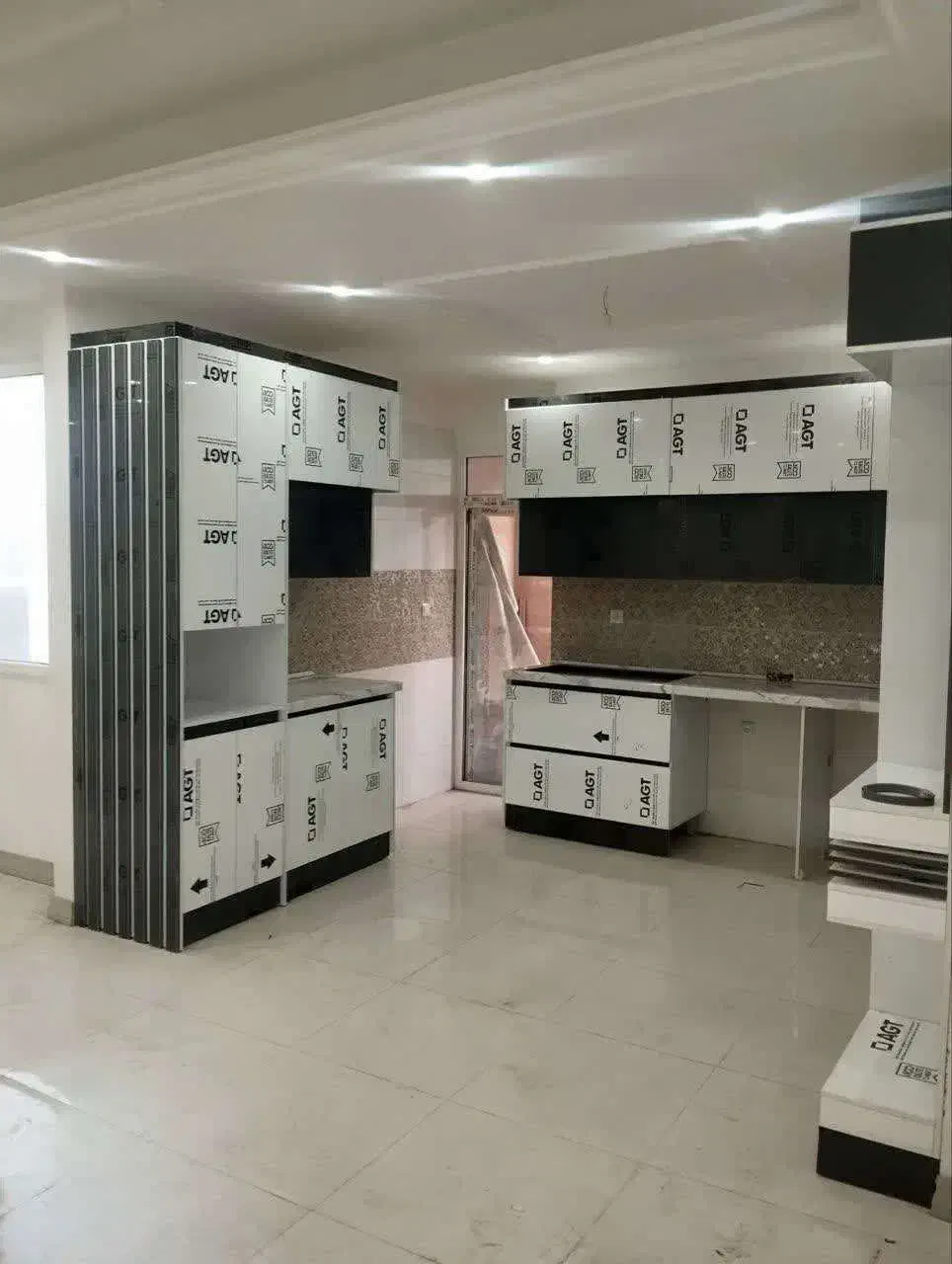 کابینت های مقاوم و ضد آب/طرح سفید مشکی/کد587746|مصالح و تجهیزات ساختمان|اردبیل, |دیوار