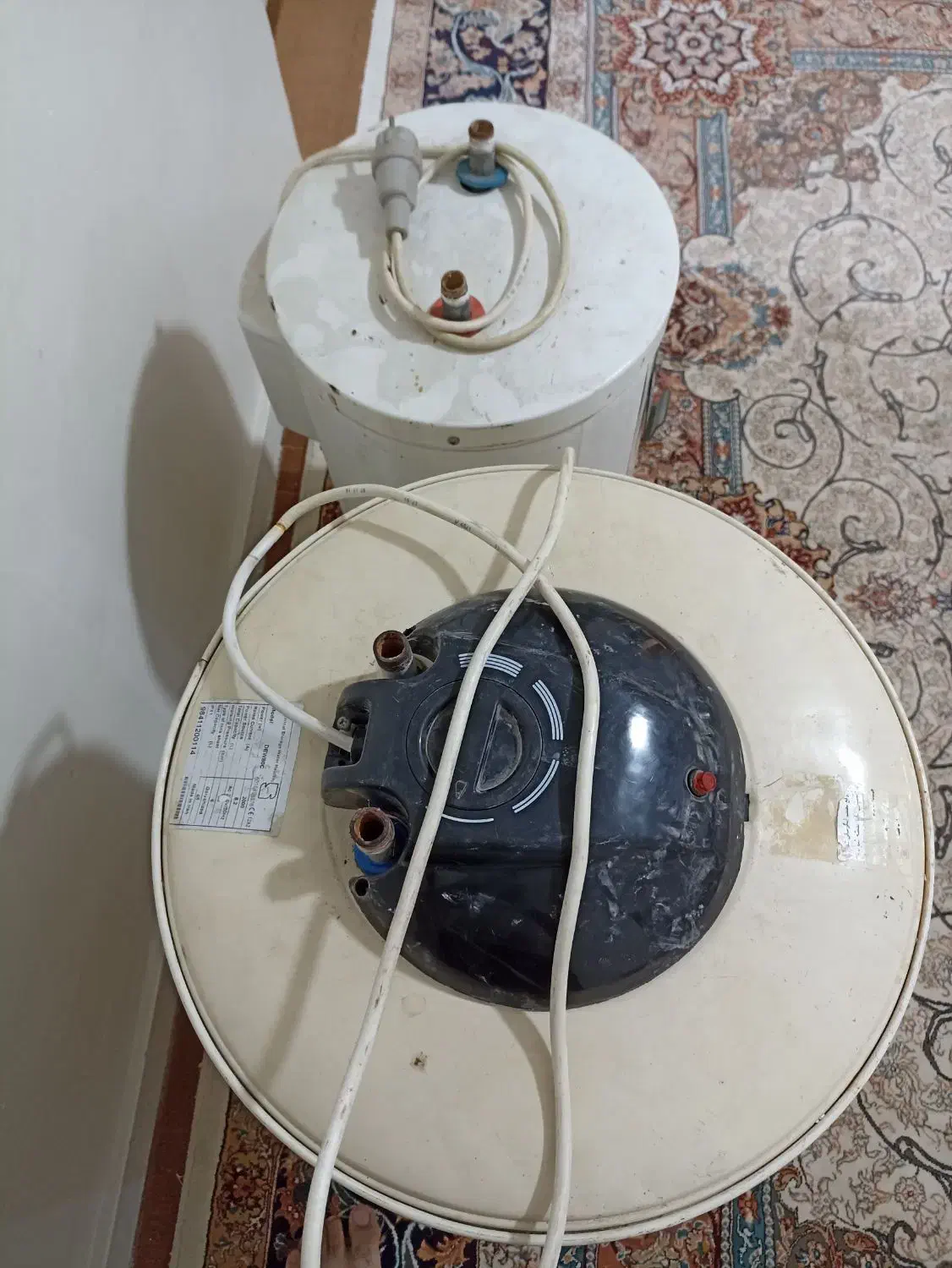 فروش دو عدد آبرگمکن|آبگرمکن، پکیج، شوفاژ|بندرعباس, |دیوار