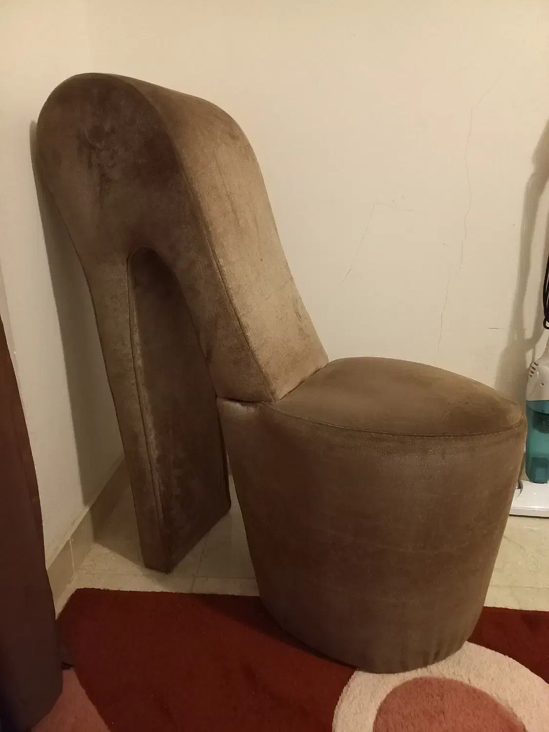 مبل طرح پاشنه کفش|مبلمان خانگی و میز عسلی|کیش, |دیوار