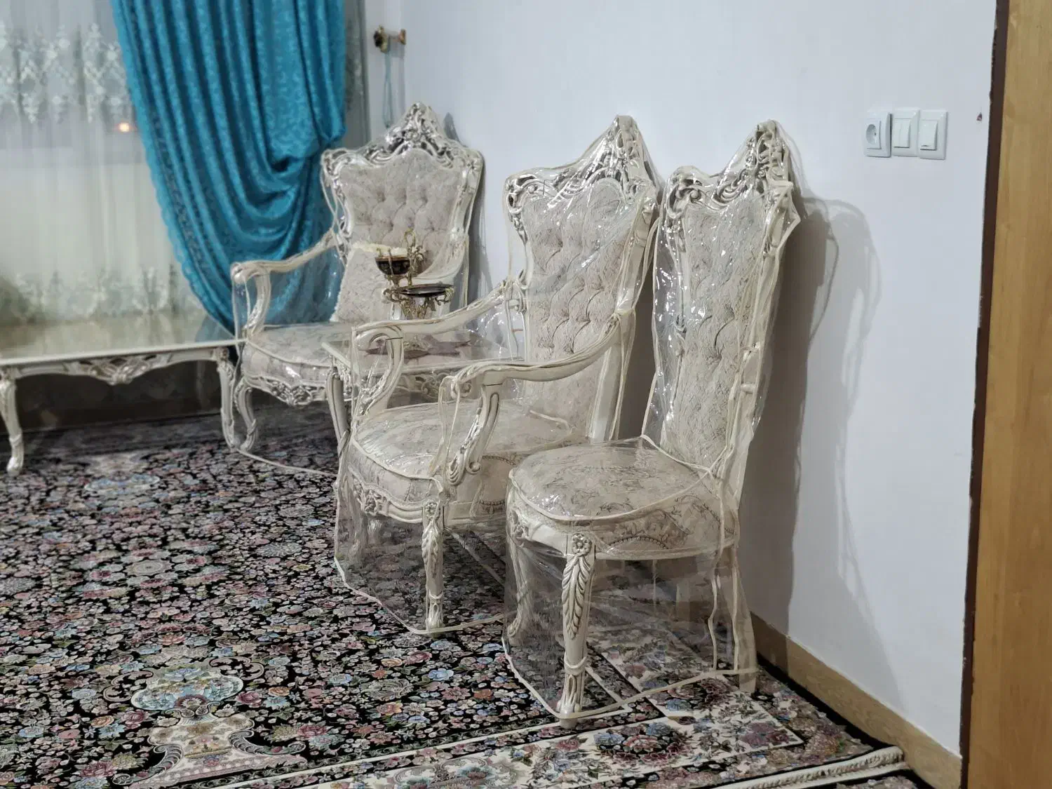 مبل ۹ نفر چوب راش فوم سرد درجه یک تولیدی تهران|مبلمان خانگی و میز عسلی|کرمانشاه, |دیوار