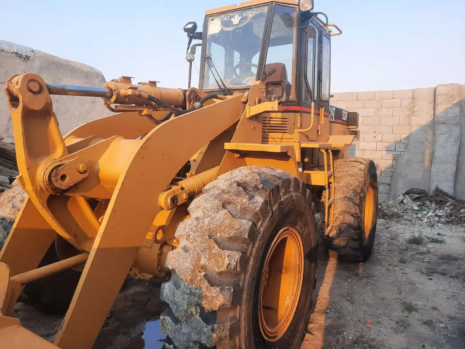 لودر کاتر پیلار928F|خودرو سنگین|شیراز, پادگان ولیعصر|دیوار