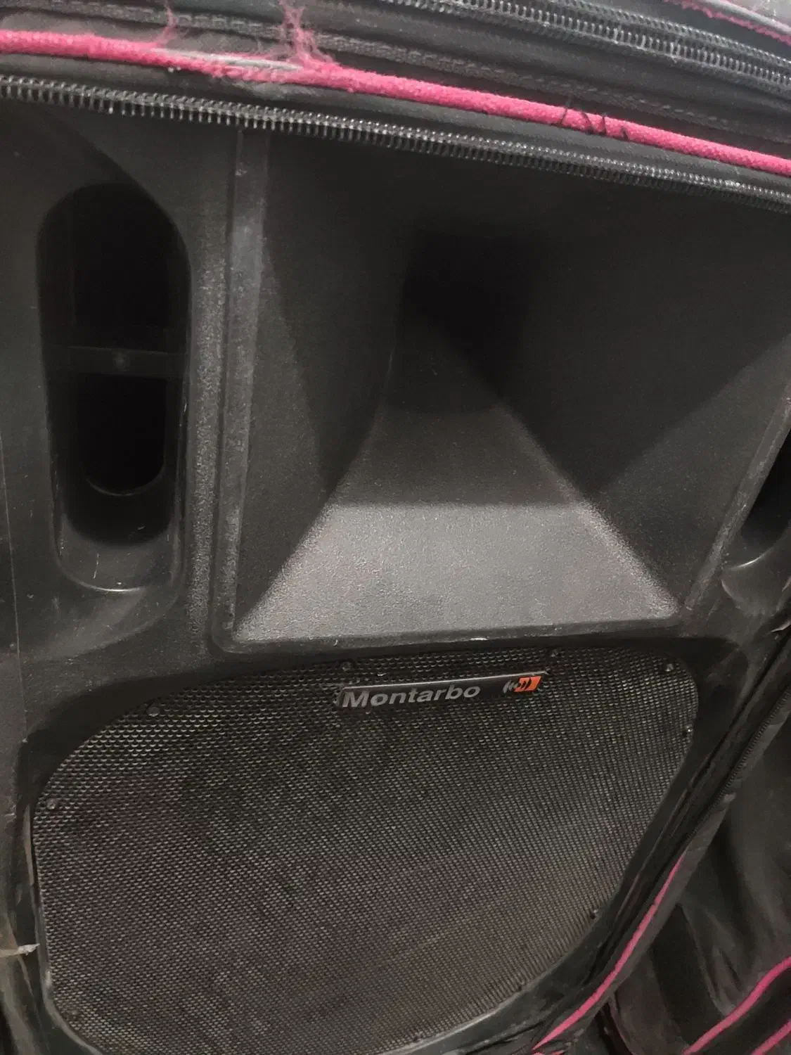 باندمونتاربو فابریک درحد|صوتی و تصویری|قائن, |دیوار