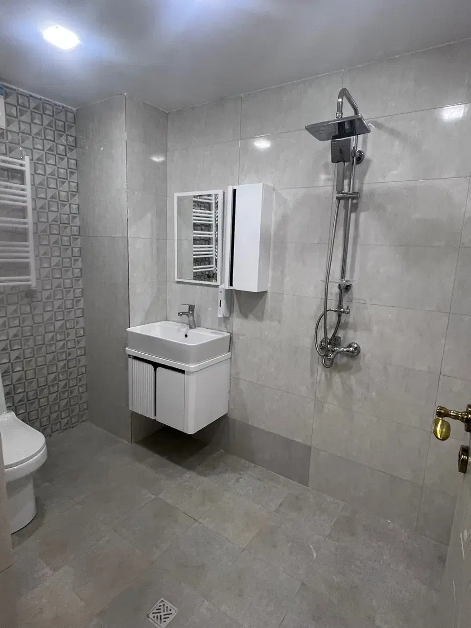 ۱۱۵ متر/لوکس/کلید نخورده/حوالی شهرک کارمندان|اجارهٔ آپارتمان|زنجان, |دیوار