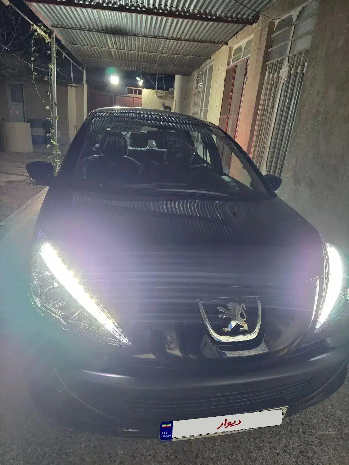 پژو۲۰۷|خودرو سواری و وانت|زابل, |دیوار