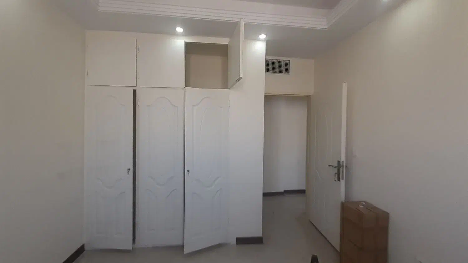 آپارتمان ۸۰ متری دوخواب فول نظام آباد