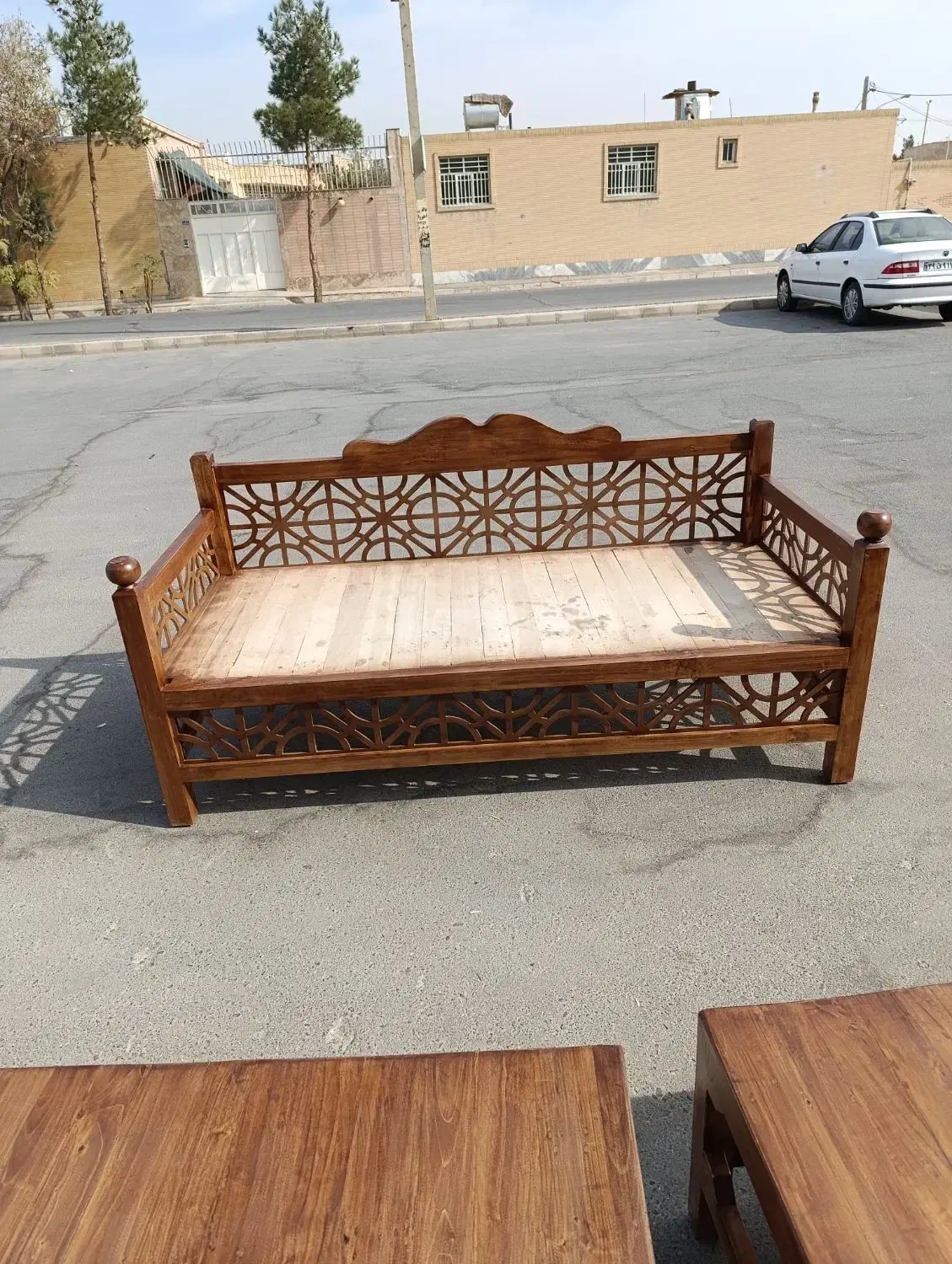 تخت سنتی|مبلمان خانگی و میز عسلی|شاهین‌شهر, شهرک گلدیس|دیوار