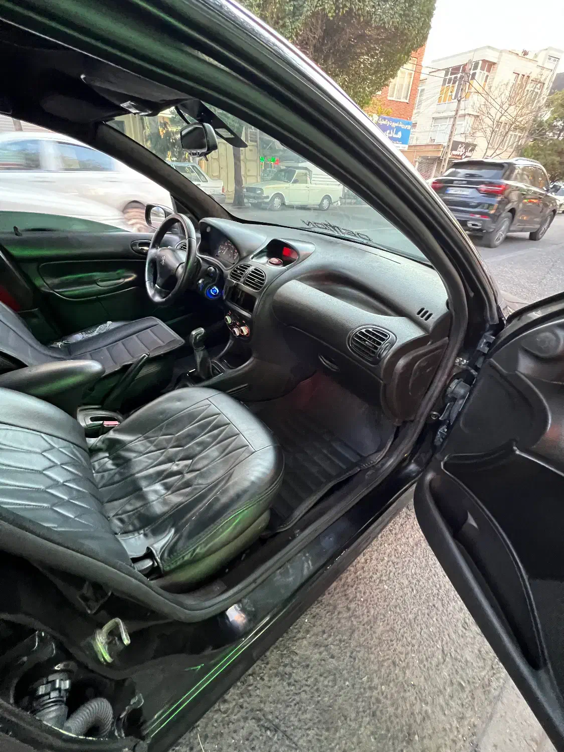 ۲۰۶ تیپ ۲|خودرو سواری و وانت|تبریز, |دیوار