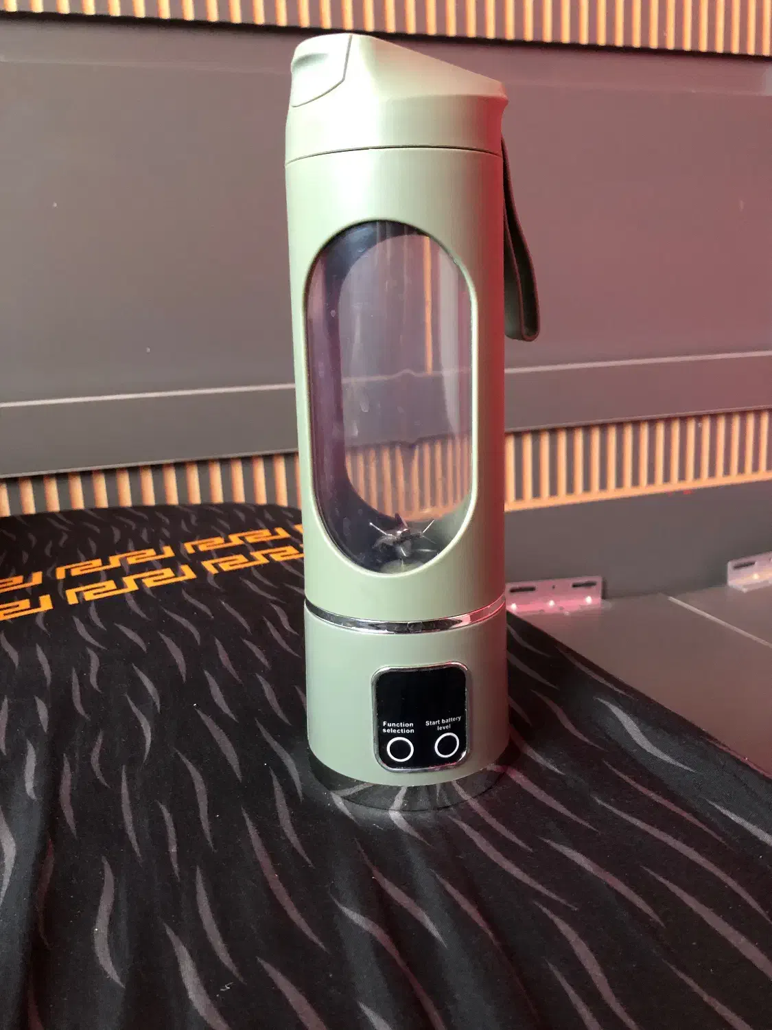 شیکر|خردکن، آسیاب، غذاساز|کرج, حصارک بالا|دیوار