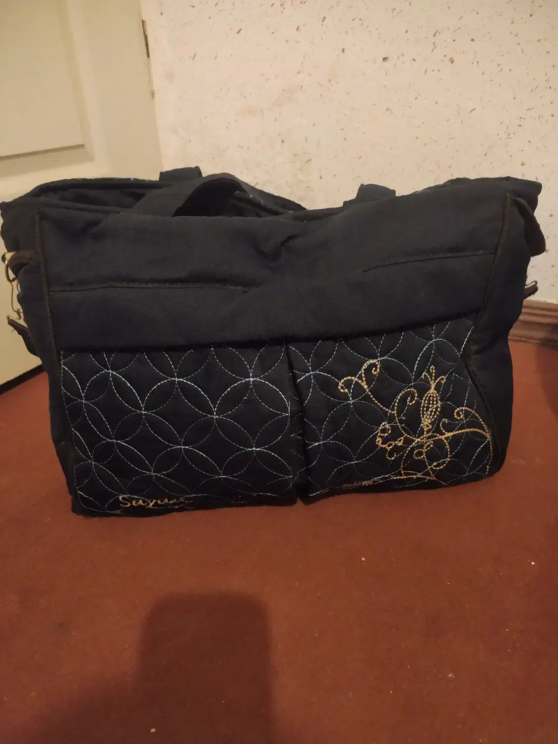 کریر و ساک لباس و گهواره میلاد|کالسکه و لوازم جانبی|صدرا-فارس, فاز ۱|دیوار