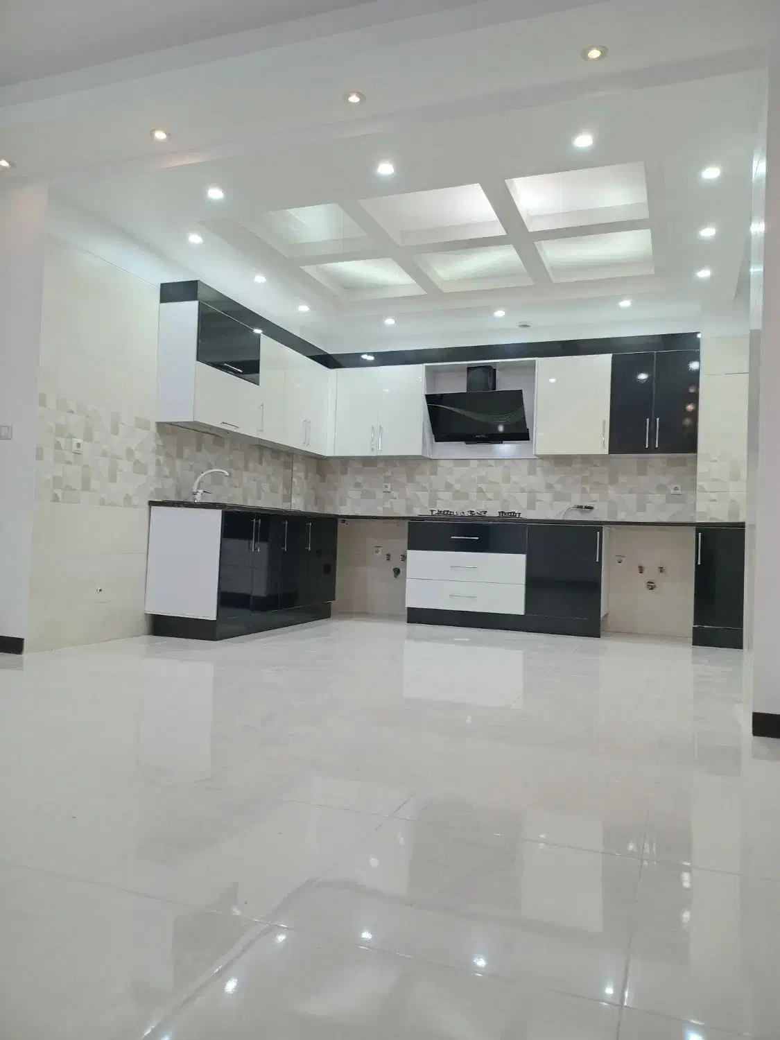 رهن آپارتمان مدیریت واوان تکواحدی آسانسوردار|اجارهٔ آپارتمان|اسلامشهر, شهرک واوان|دیوار