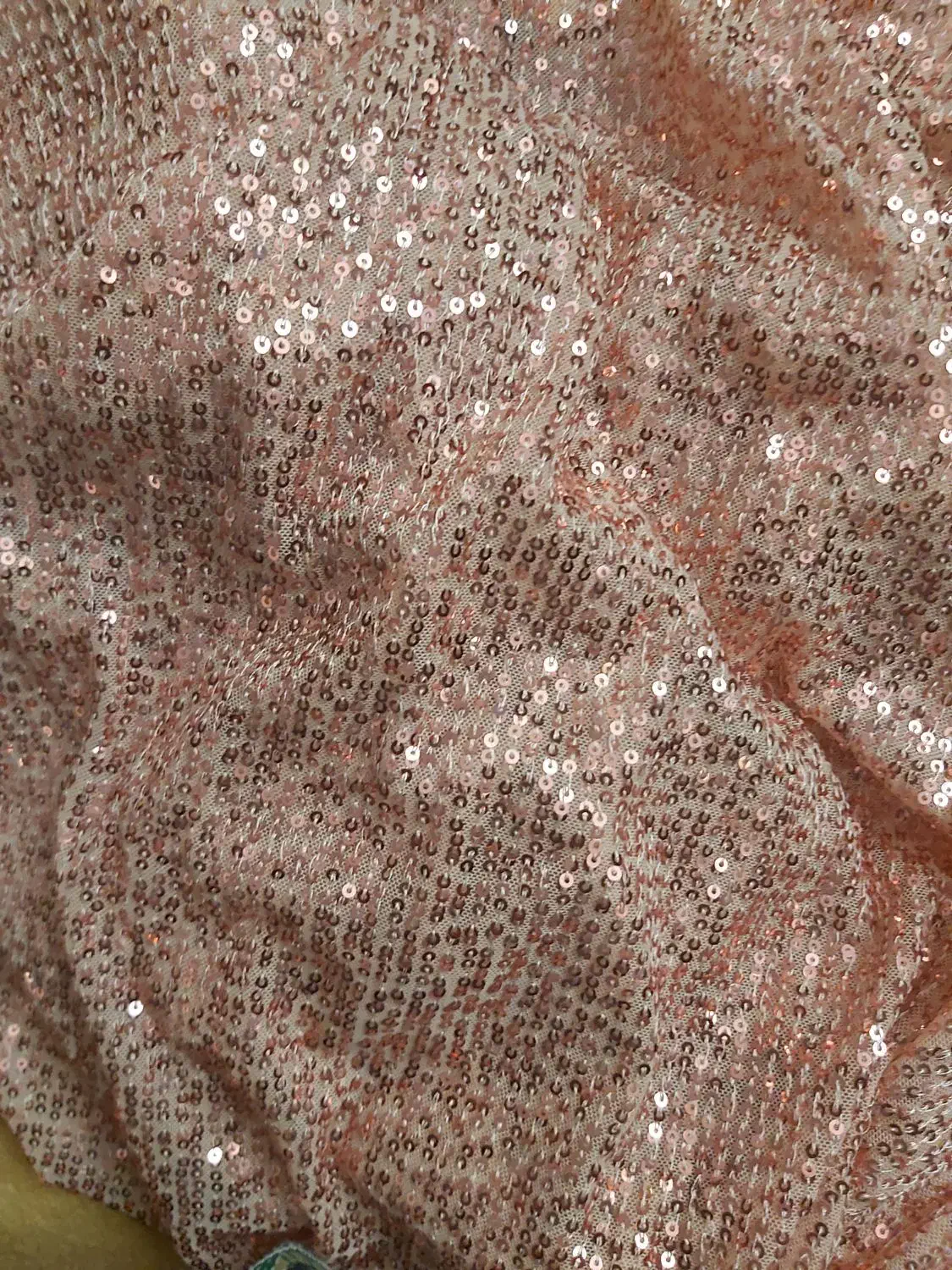 پارچه مجلسی پولکی|لباس|صدرا-فارس, فاز ۱|دیوار