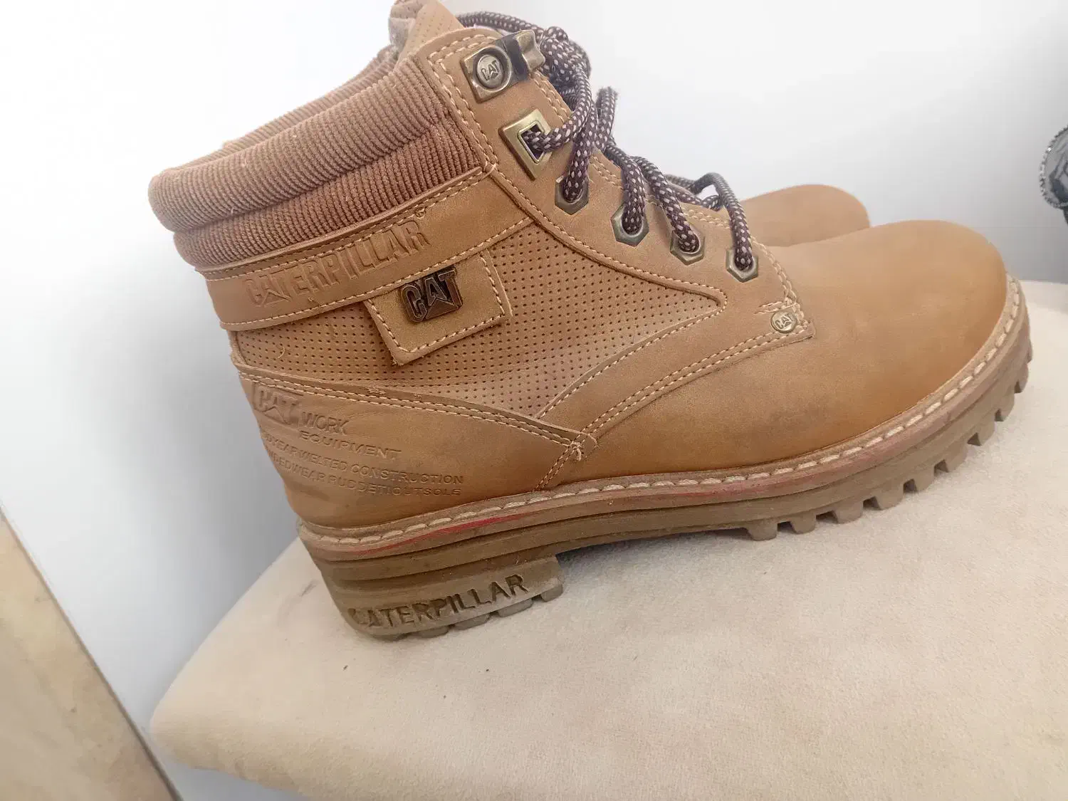 پوتین سایز ۳۷|کیف، کفش، کمربند|اهر, |دیوار