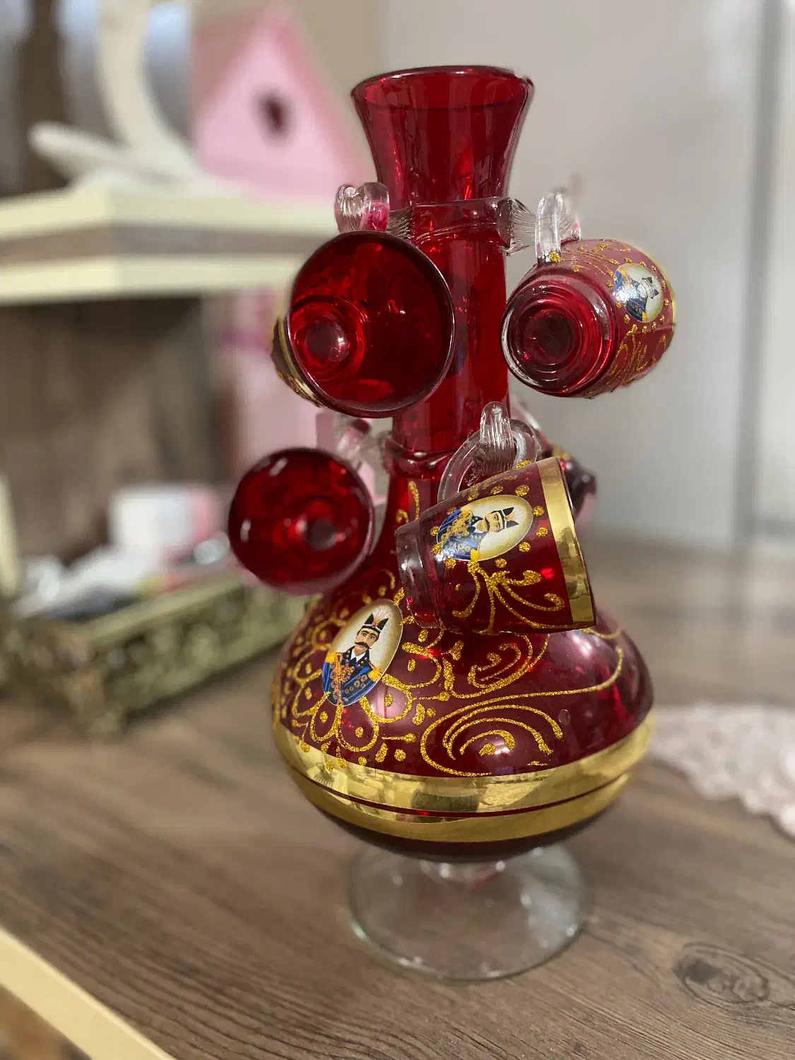 جام شراب خوری شاه عباسی|کلکسیون اشیاء عتیقه|قزوین, |دیوار