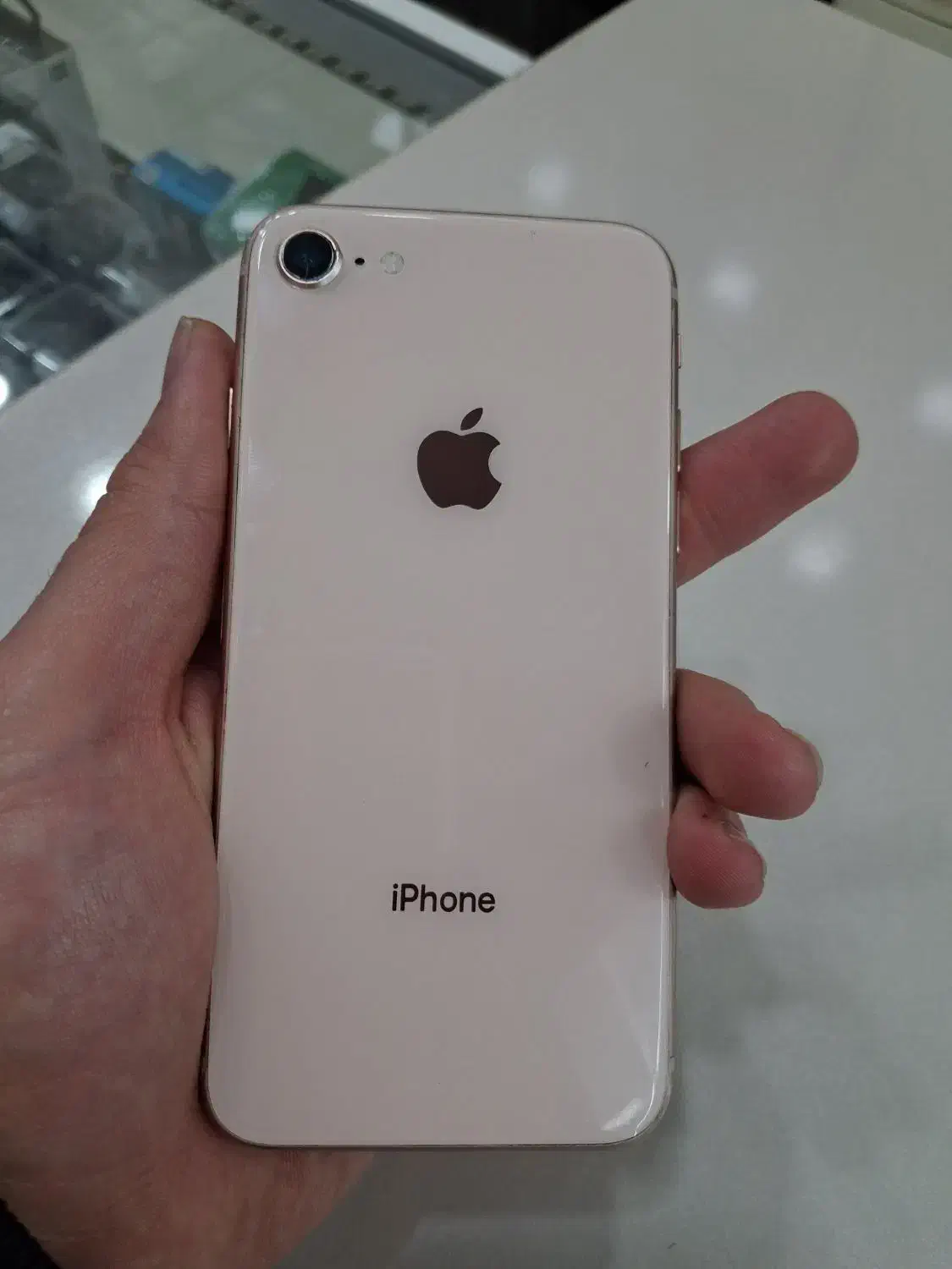 اپل|موبایل|ایلخچی, |دیوار