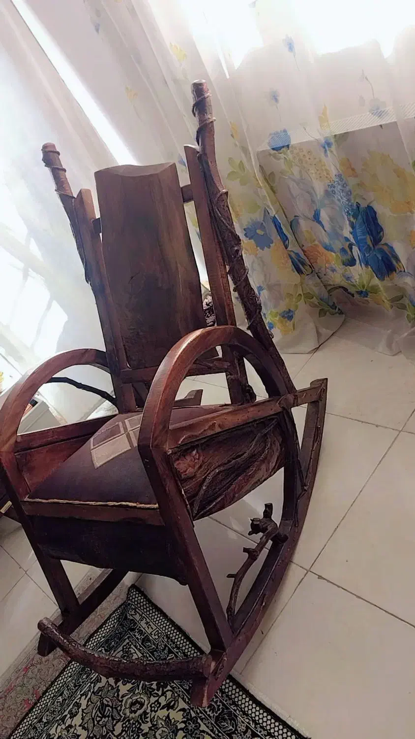 صندلی راک|صندلی و نیمکت|اندیشه, اندیشه فاز ۱|دیوار