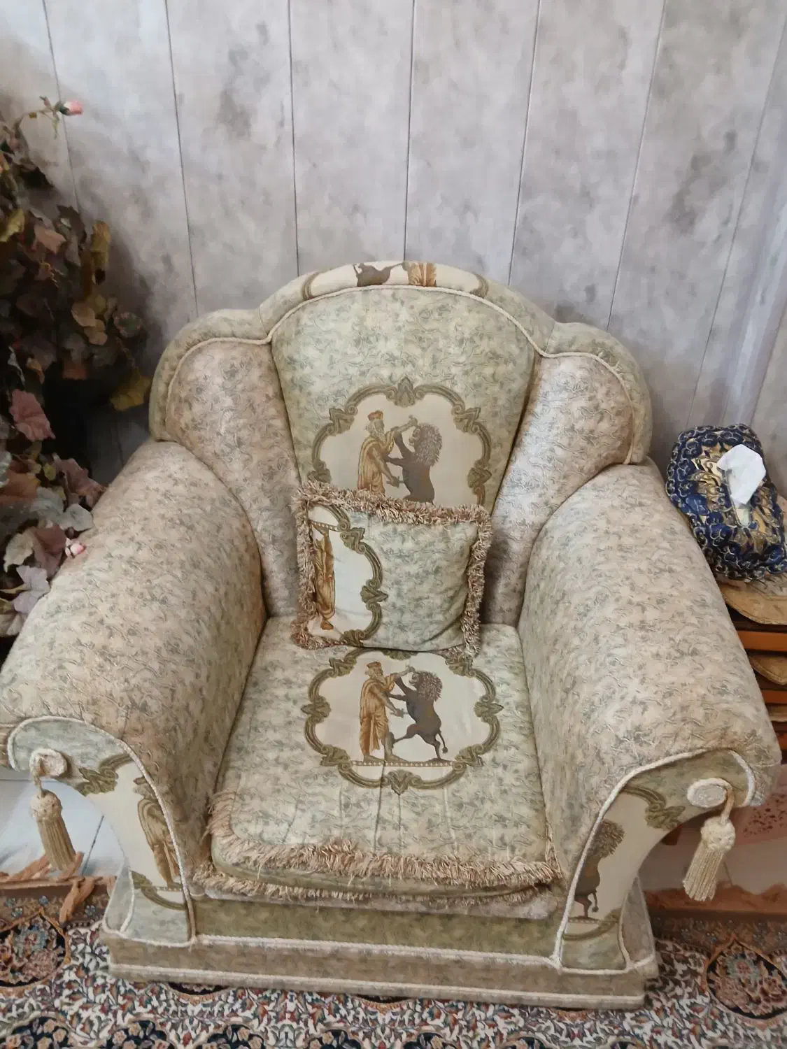 فروش مبل هفت نفره دو دست|مبلمان خانگی و میز عسلی|قائم‌شهر, |دیوار