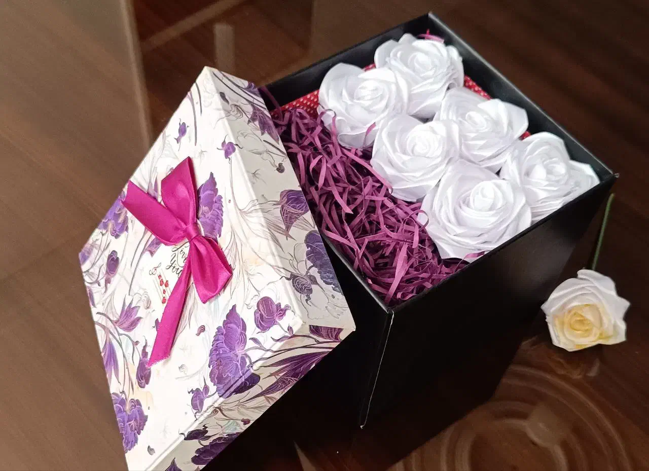 باکس گل|گل مصنوعی|ساوه, |دیوار