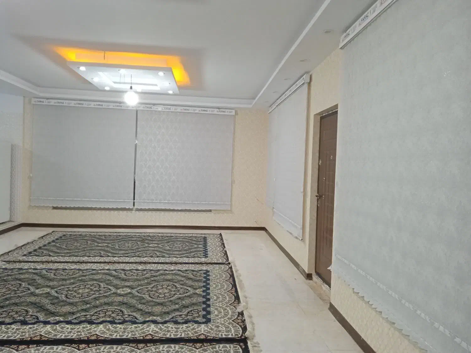 نصب  تعمیر شستشو دوخت و سفارش کامل پرده|خدمات پیشه و مهارت|نسیم‌شهر, |دیوار