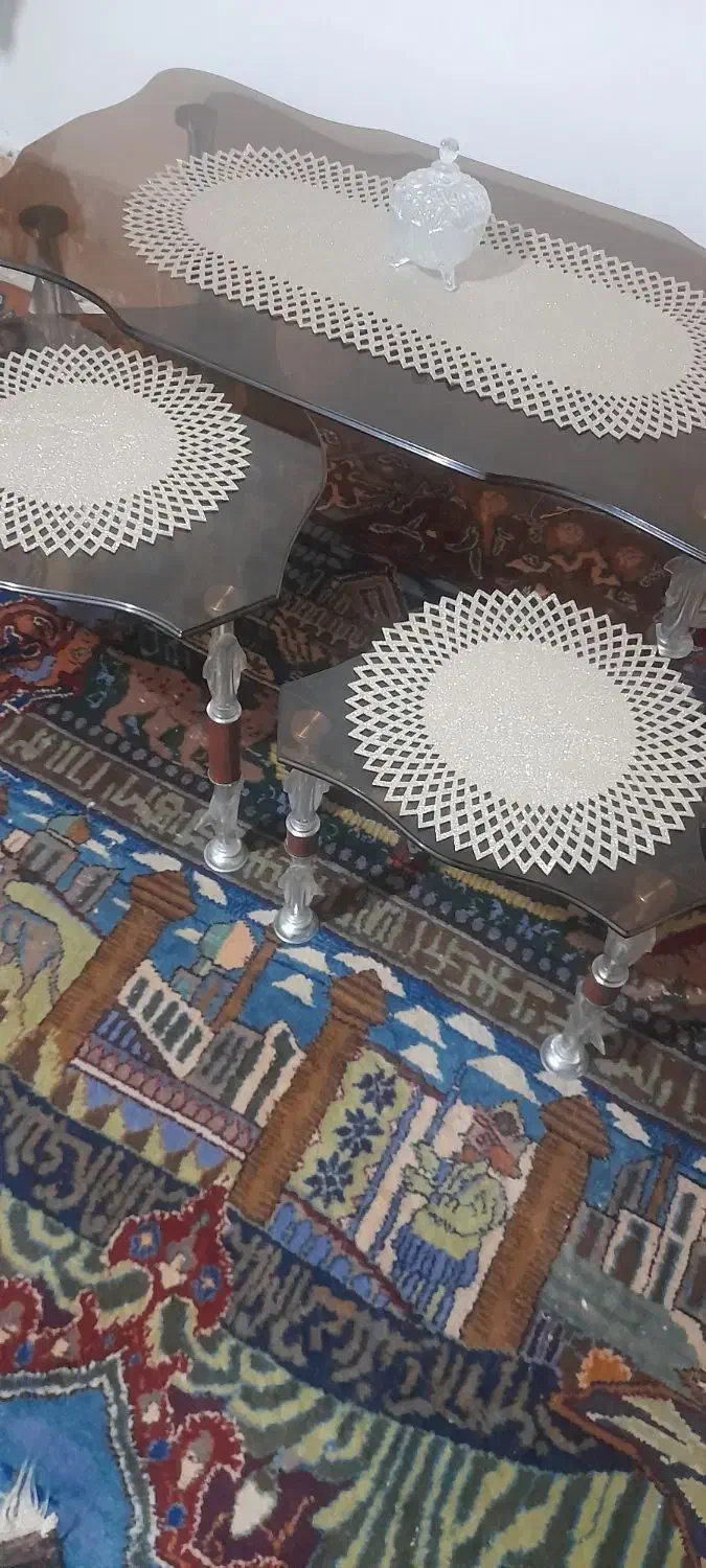 سه عددمیزعسلی|میز و صندلی غذاخوری|تربت‌حیدریه, پائین ولایت|دیوار