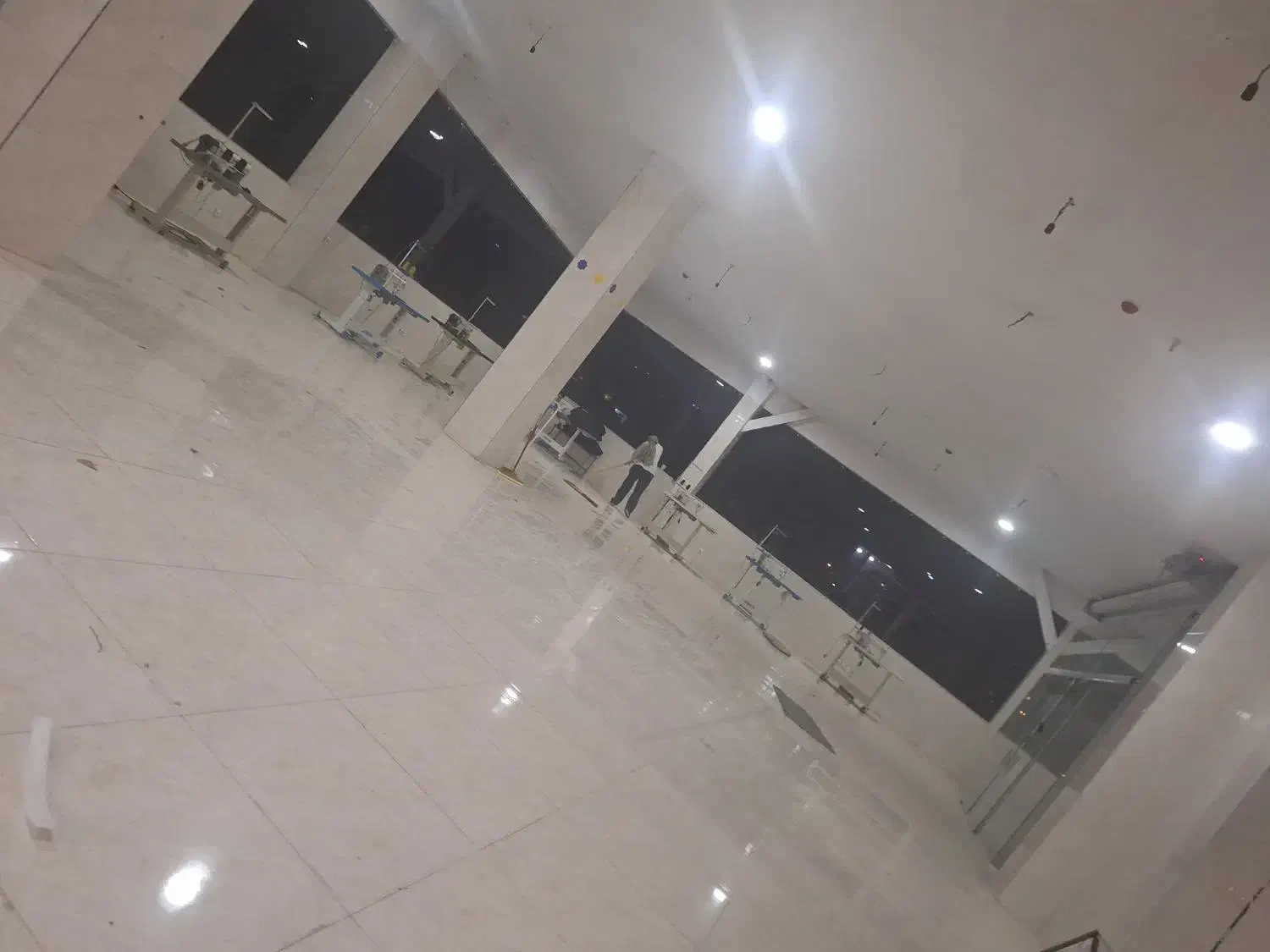 چرخکار راسته دوز خانم نیازمندیم|استخدام هنری و رسانه|فولادشهر, مسکن مهر فولادشهر|دیوار