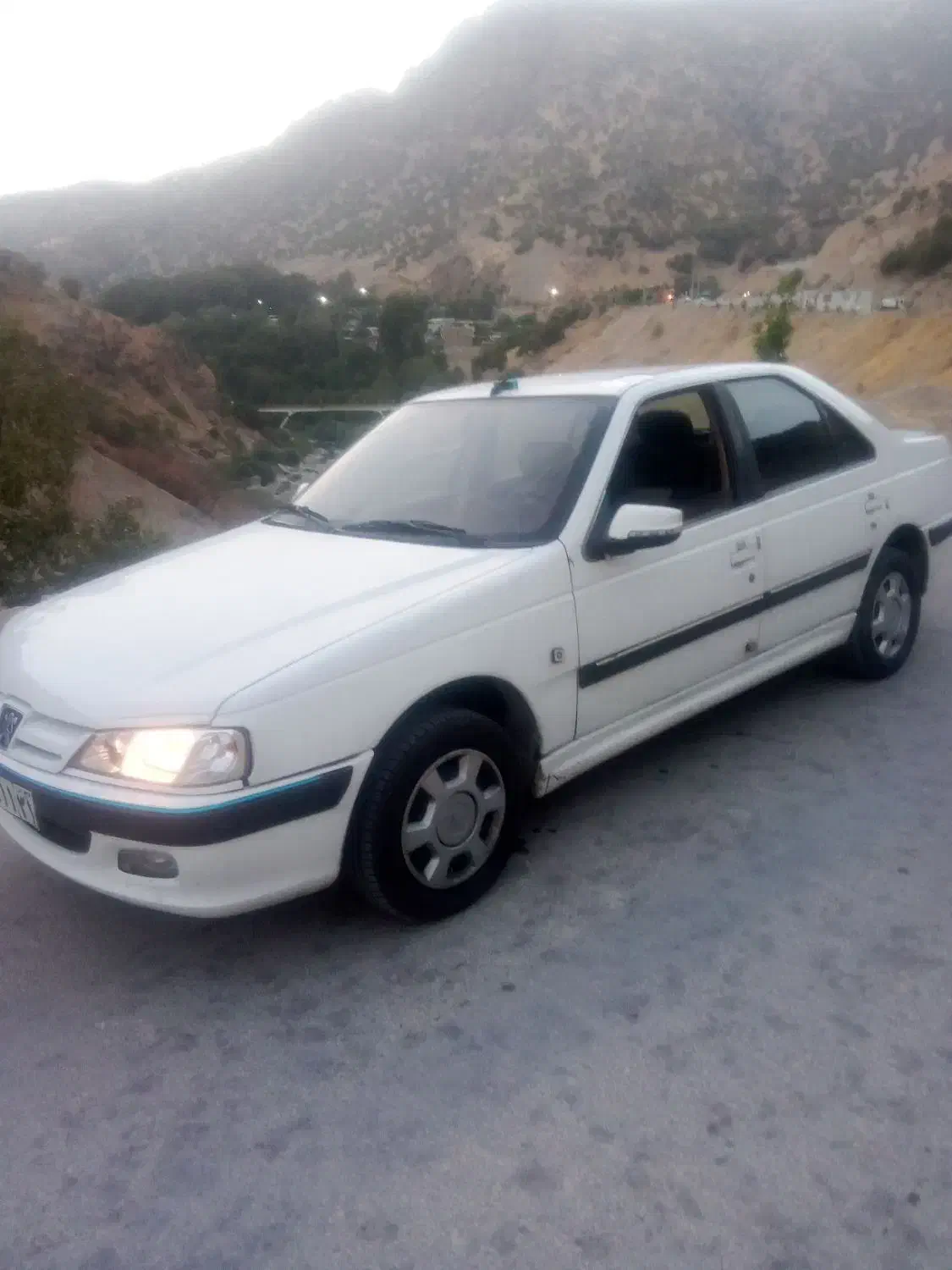 پارس مدل ۹۴|خودرو سواری و وانت|خرم‌آباد, |دیوار