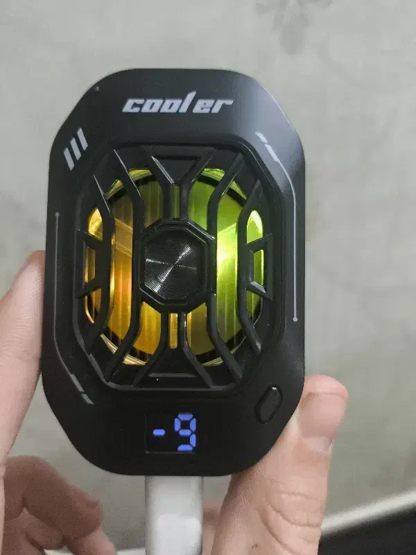 فن گیمینگ F25|لوازم جانبی موبایل و تبلت|ری, صفاییه (چشمه علی)|دیوار