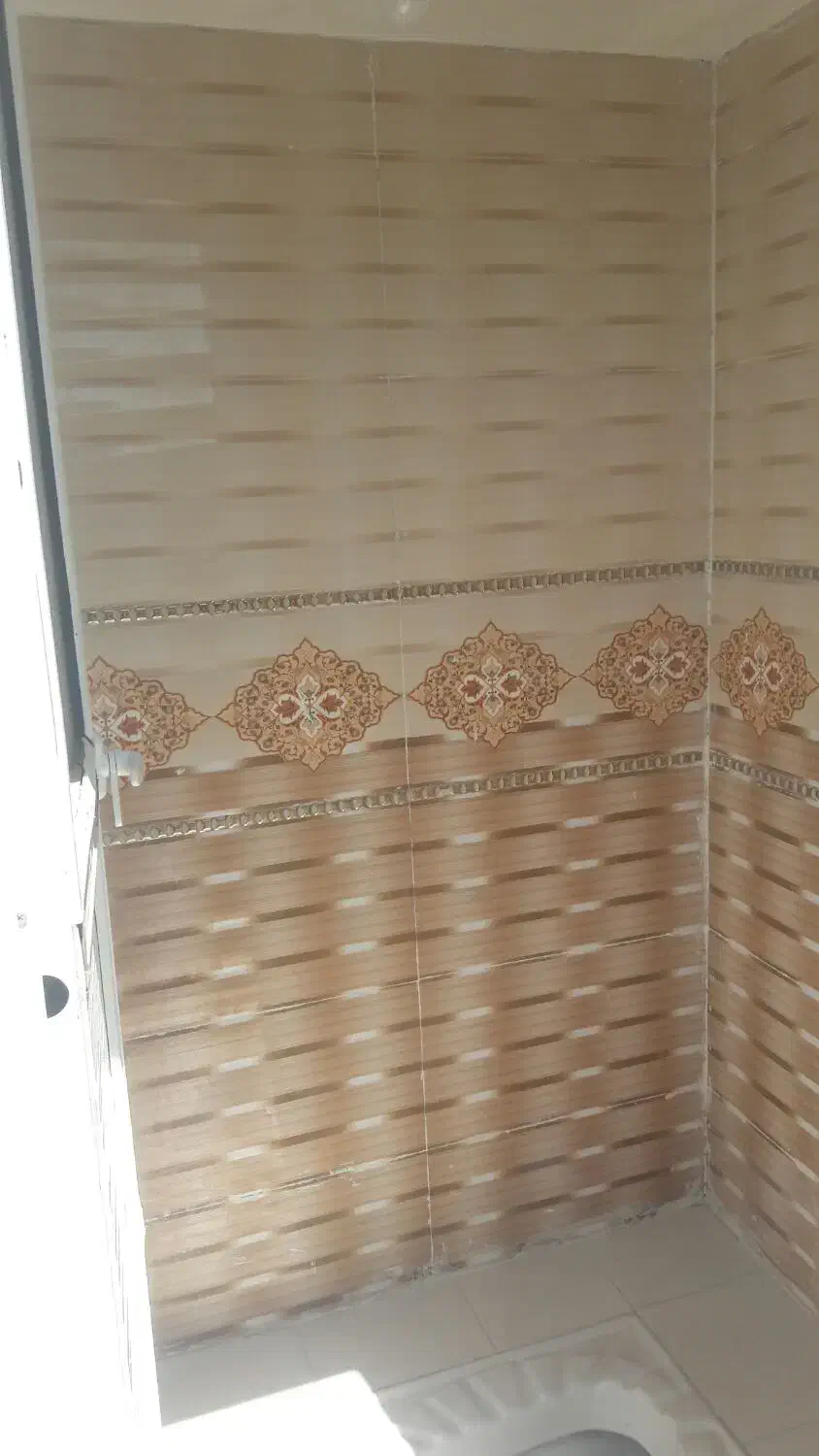 کاشی کاری و سنگ کاری|خدمات پیشه و مهارت|کرمانشاه, |دیوار