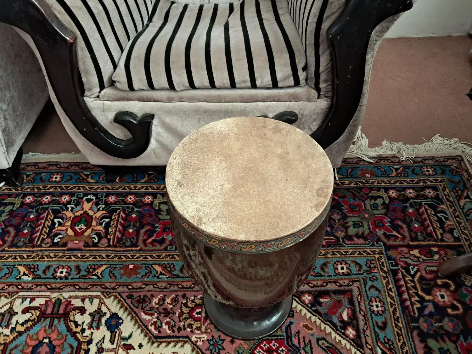 تنبک فروغی|سازهای سنتی|تبریز, |دیوار