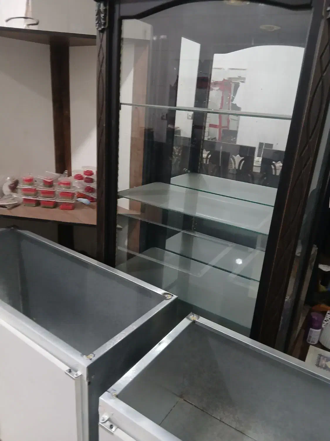 سمساری  نگین حاجی آباد خیابان ولی عصر۴و۶|مبلمان خانگی و میز عسلی|بیرجند, |دیوار