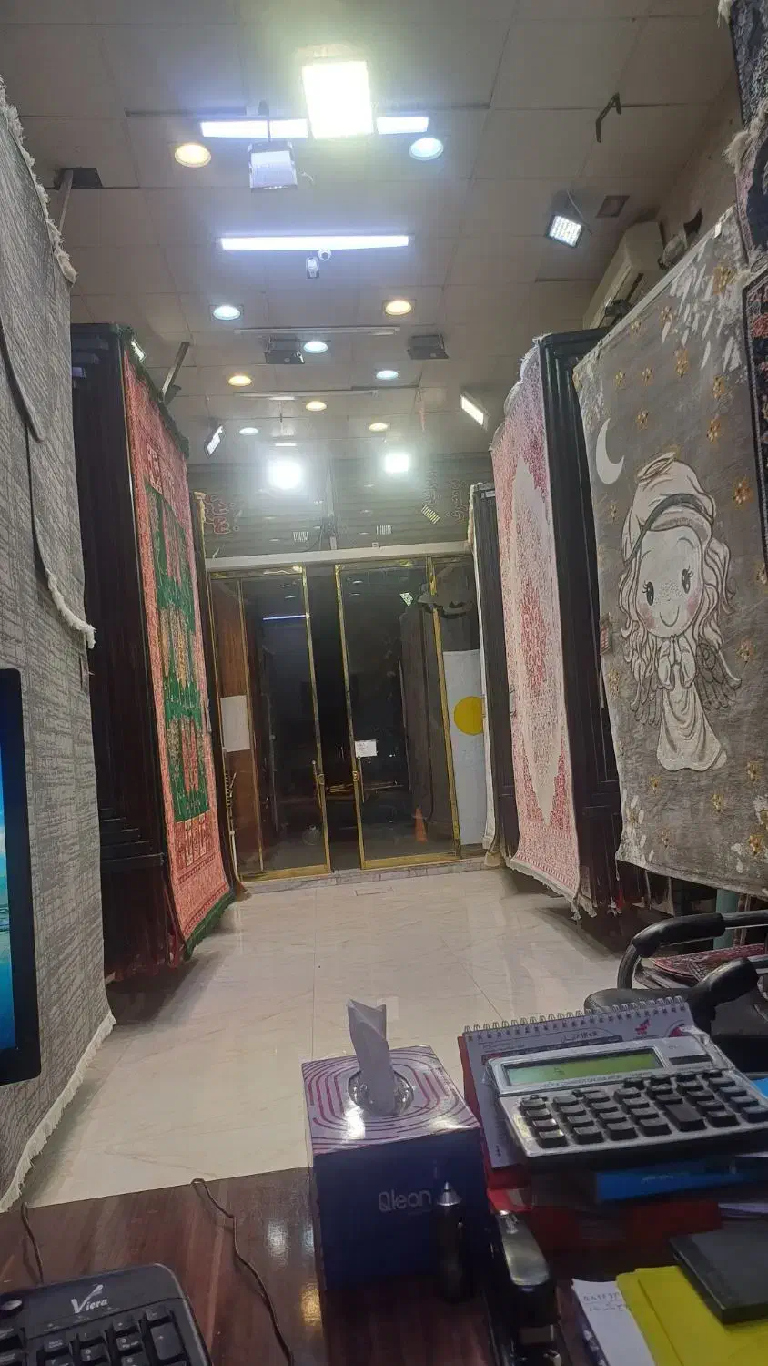 اعطای وام خرید کالا فروشگاه فرش میلان|فرش|تربتحیدریه, قاسم آباد|دیوار