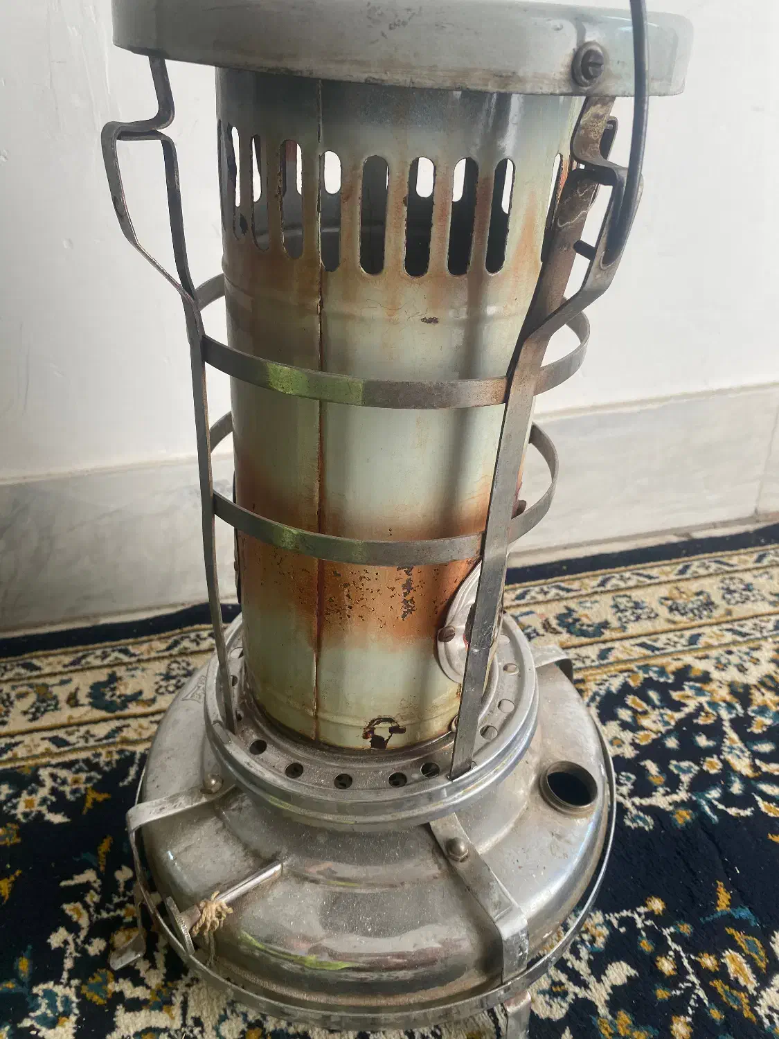 چراغ نفتی قدیمی|کلکسیون اشیاء عتیقه|کرمانشاه, |دیوار