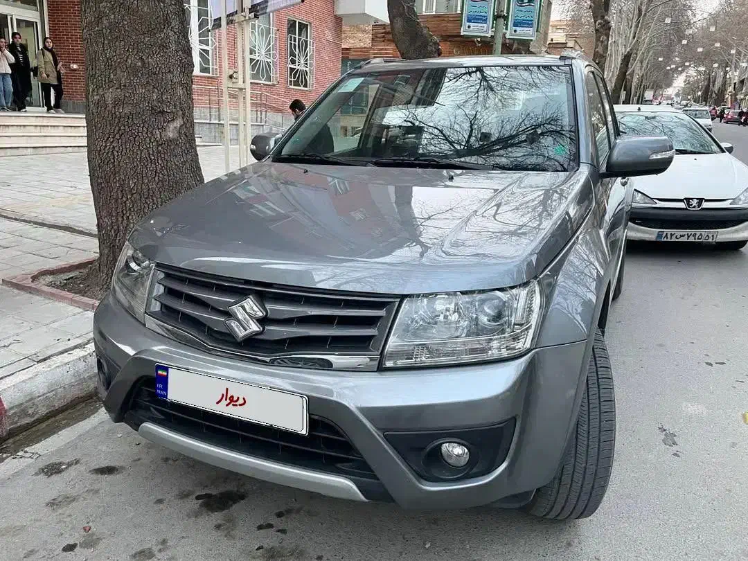 سوزوکی گرند ویتارا مدل۹۷ اتومات ۲۴۰۰|خودرو سواری و وانت|تهران, شهرک آزمایش|دیوار