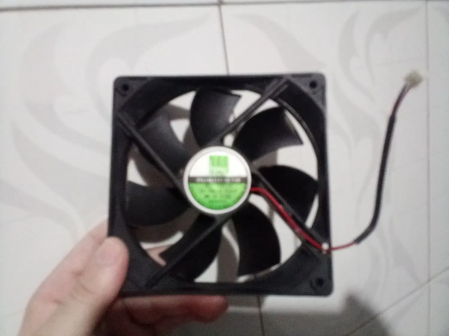 فن 12 سانتی دستگاه جوجه کشی|لوازم جانبی حیوانات|قرچک, مهدیه|دیوار