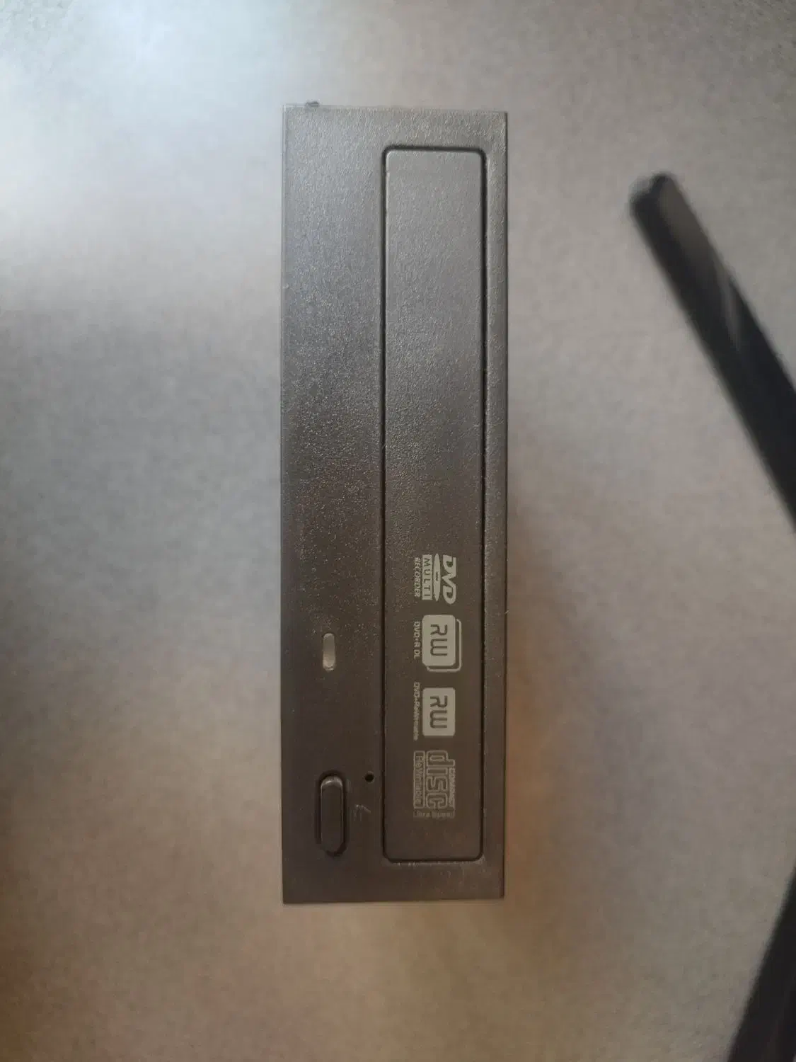 دی وی دی رایتر قدیمی|قطعات و لوازم جانبی رایانه|شهرکرد, |دیوار