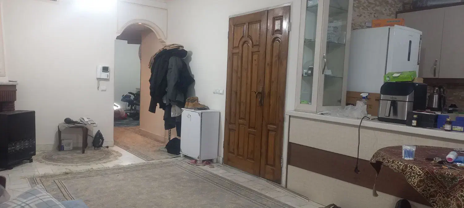 همخونه می خوام|اجارهٔ آپارتمان|تهران, جمهوری|دیوار