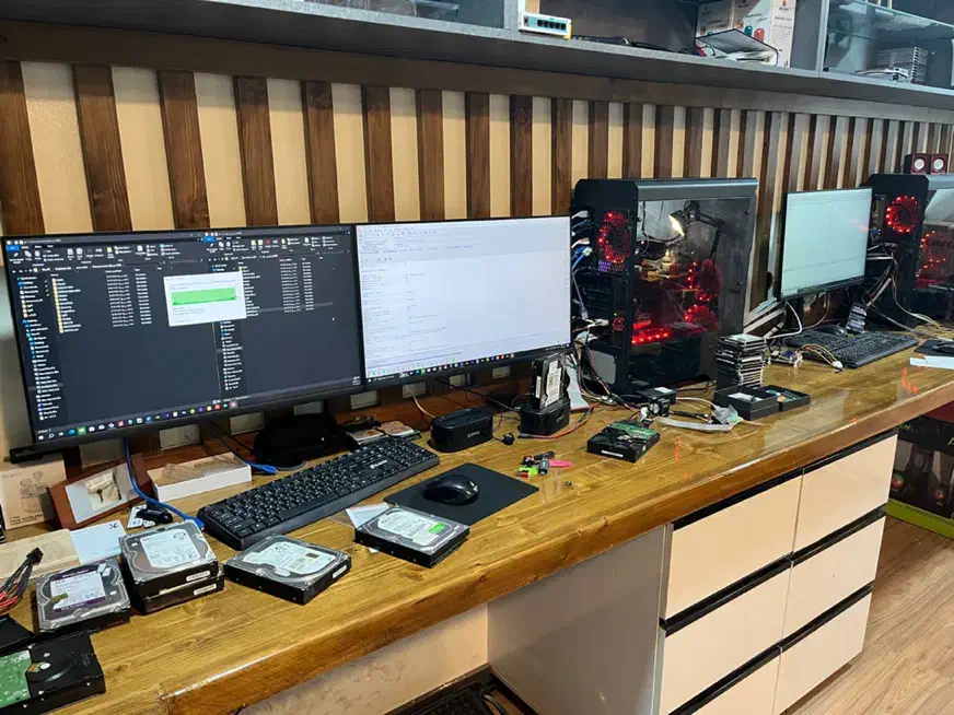 تعمیر هارد درایو و فلش - بازیابی اطلاعات - ریکاوری|قطعات و لوازم جانبی رایانه|مشهد, الهیه|دیوار