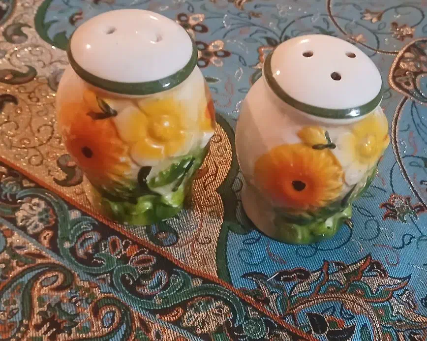 جاادویه،جاقندوشکروچای،نمکدان،فلفل پاش بدلیل مهاجرت|ظروف نگهدارنده، پلاستیکی، یکبارمصرف|ساری, |دیوار