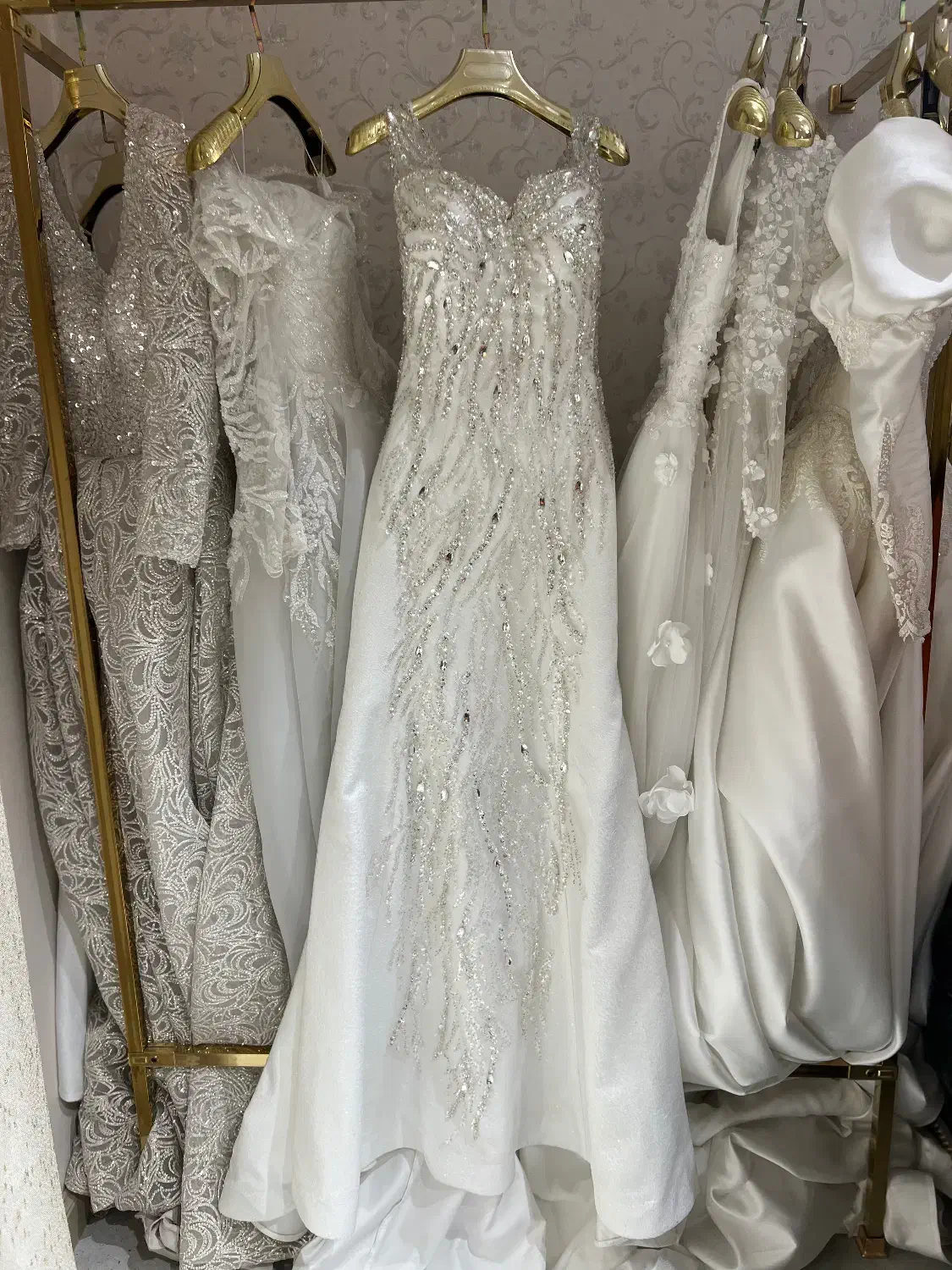 لباس عروس زیر قیمت|لباس|شیراز, چنچنه|دیوار