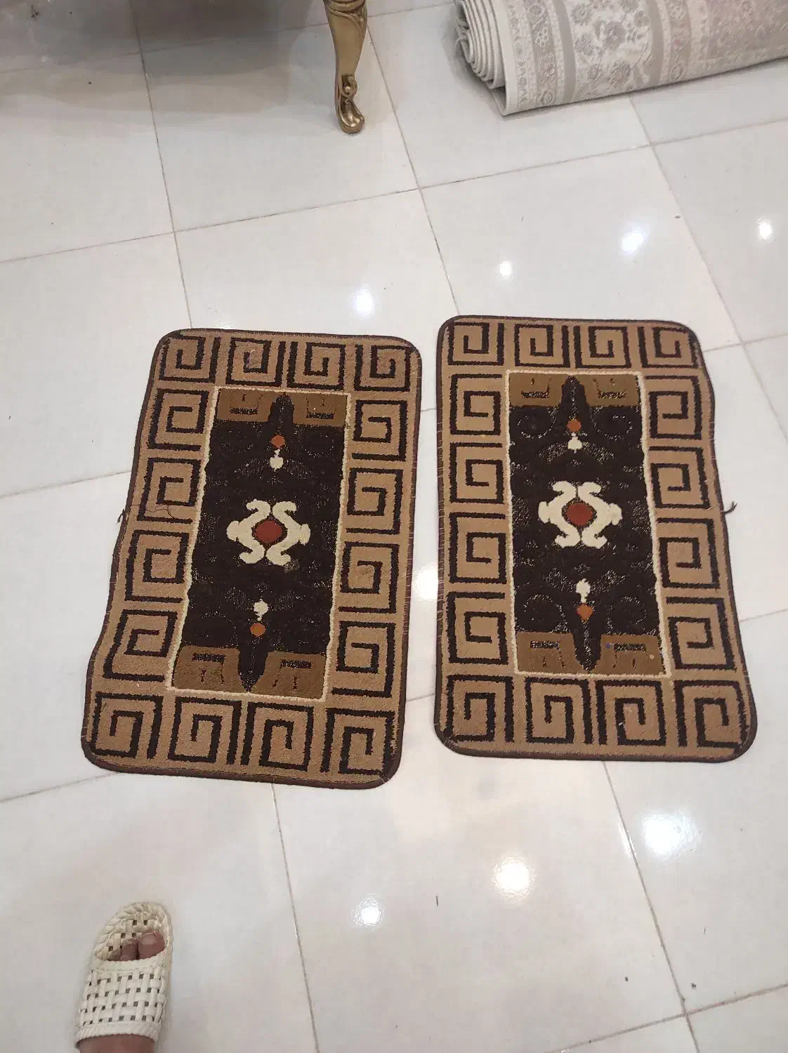 فروش تعدادی پادری و قالیچه درجم|پادری|جم, |دیوار