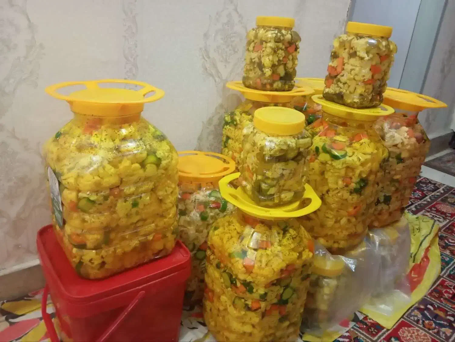 تولید ترشی خانگی درجه 1|خوردنی و آشامیدنی|اسلامشهر, شهرک محمدیه|دیوار