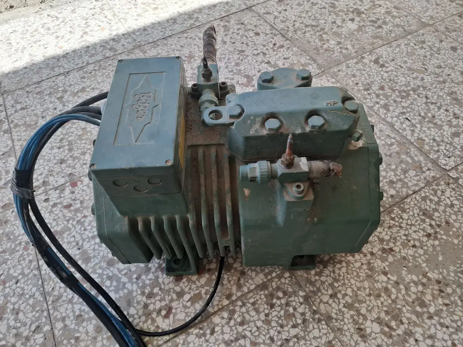 کمپرسور ۳ اسب سردخانه بیتزر تمام فابریک|ماشینآلات صنعتی|مشهد, هفده شهریور|دیوار