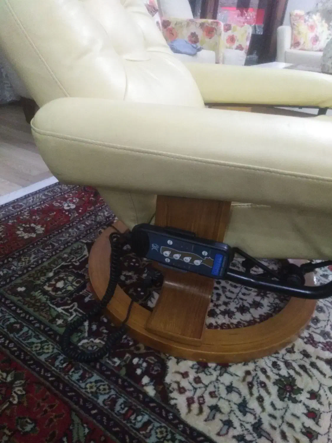 صندلی ماساژور|صندلی و نیمکت|ارومیه, |دیوار