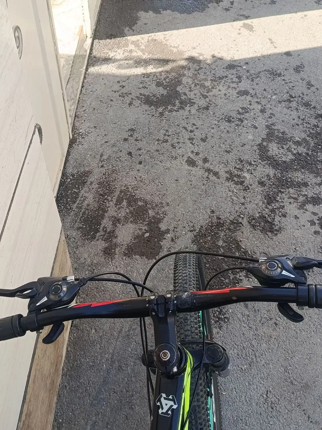 دوچرخه|دوچرخه، اسکیت، اسکوتر|چهارباغ, |دیوار